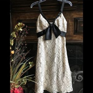 ❤️🏆HP🏆❤️White House Black Market Cocktail Dress